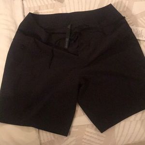 Lululemon men’s swimsuit board shorts size L NWT